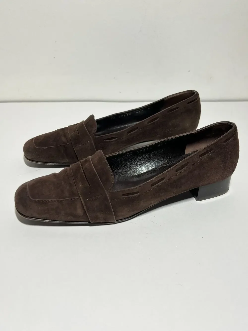 Salvatore Ferragamo Women EUC Classic Chocolate Brown Suede Loafer Shoe 6.5 B
